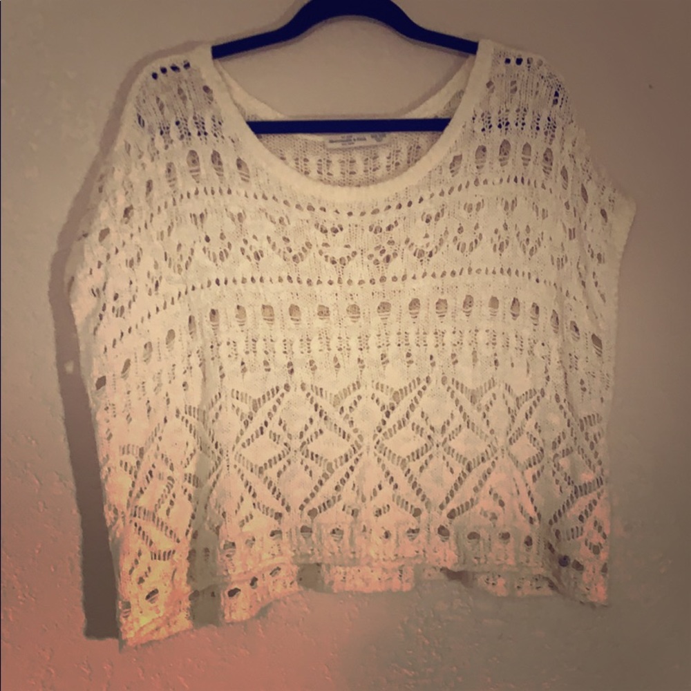 Off white pattern cute top